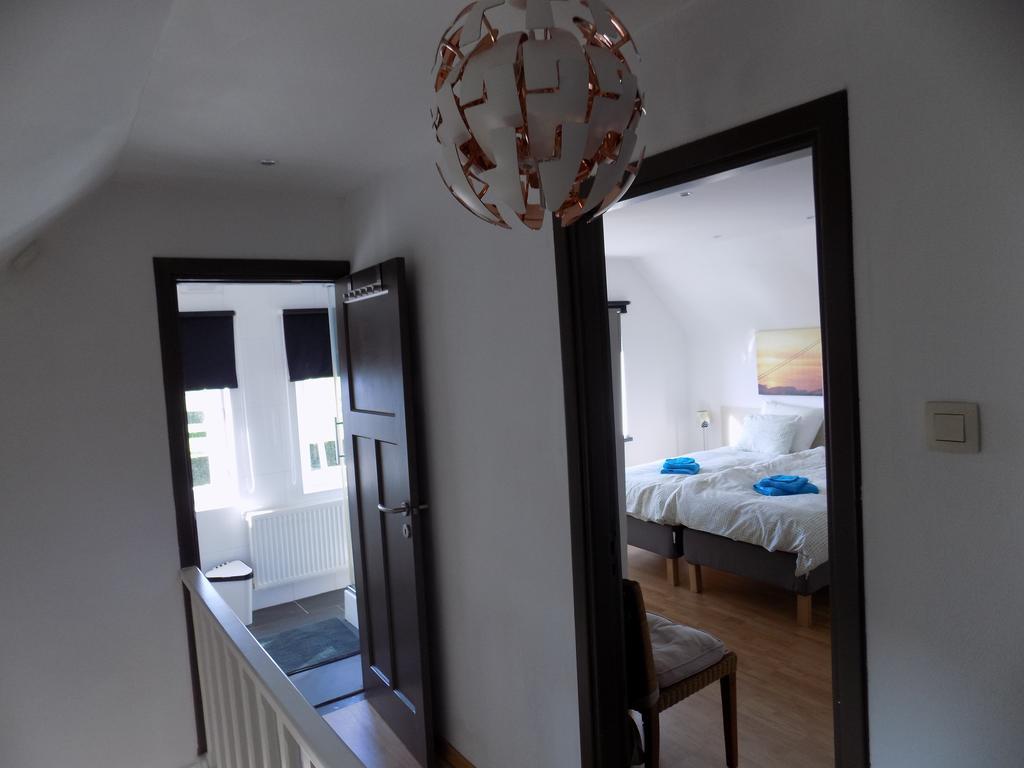 Villa Mooi Maasland Maaseik Bagian luar foto