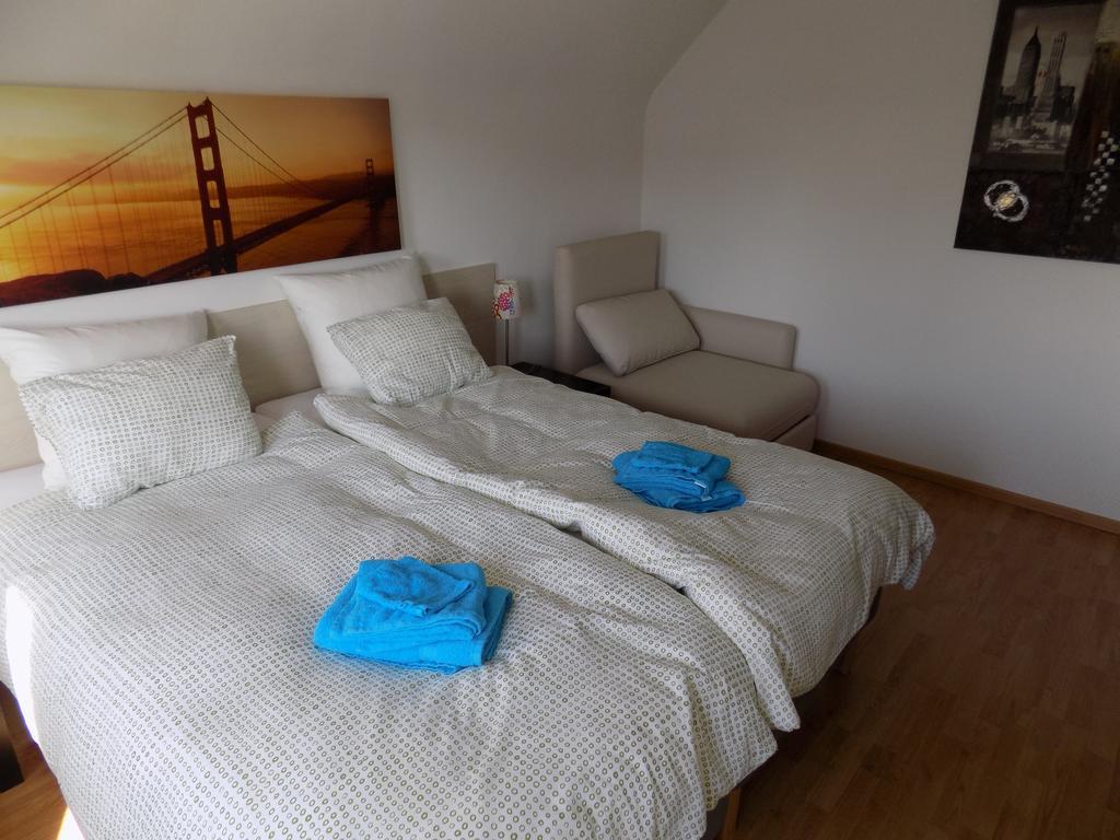 Villa Mooi Maasland Maaseik Bagian luar foto