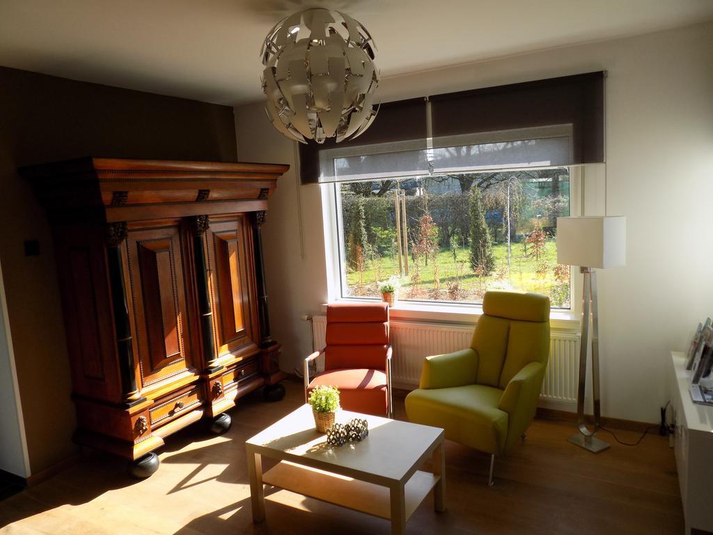Villa Mooi Maasland Maaseik Bagian luar foto