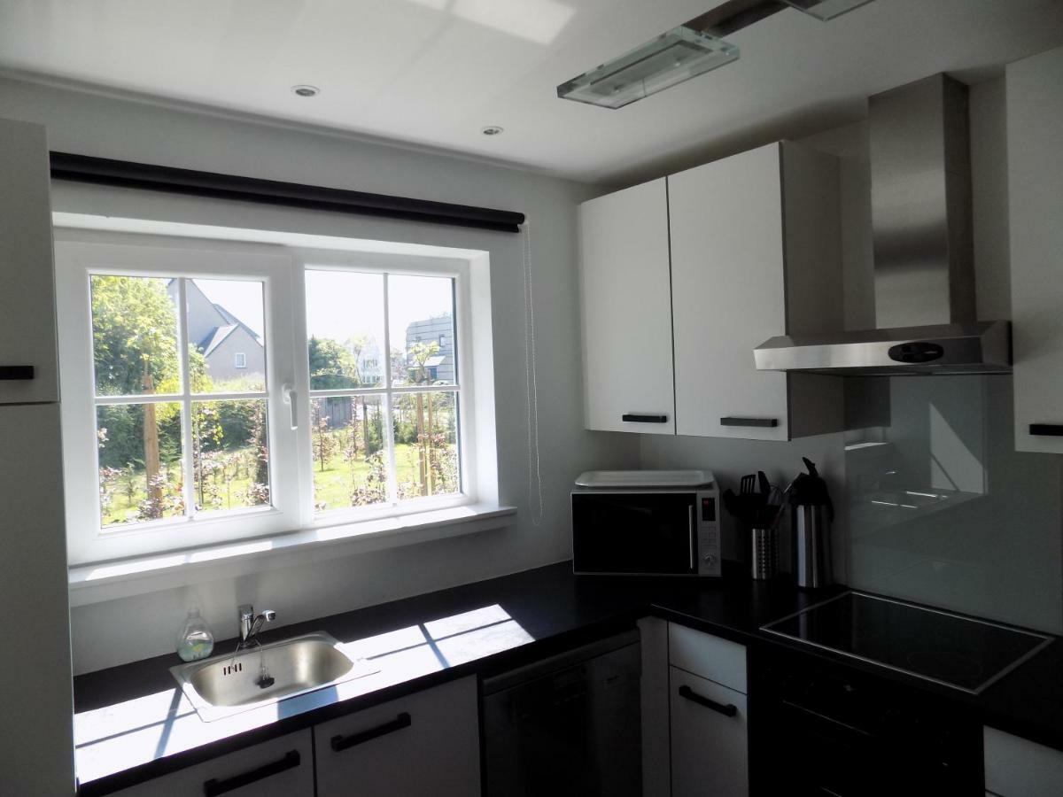 Villa Mooi Maasland Maaseik Bagian luar foto