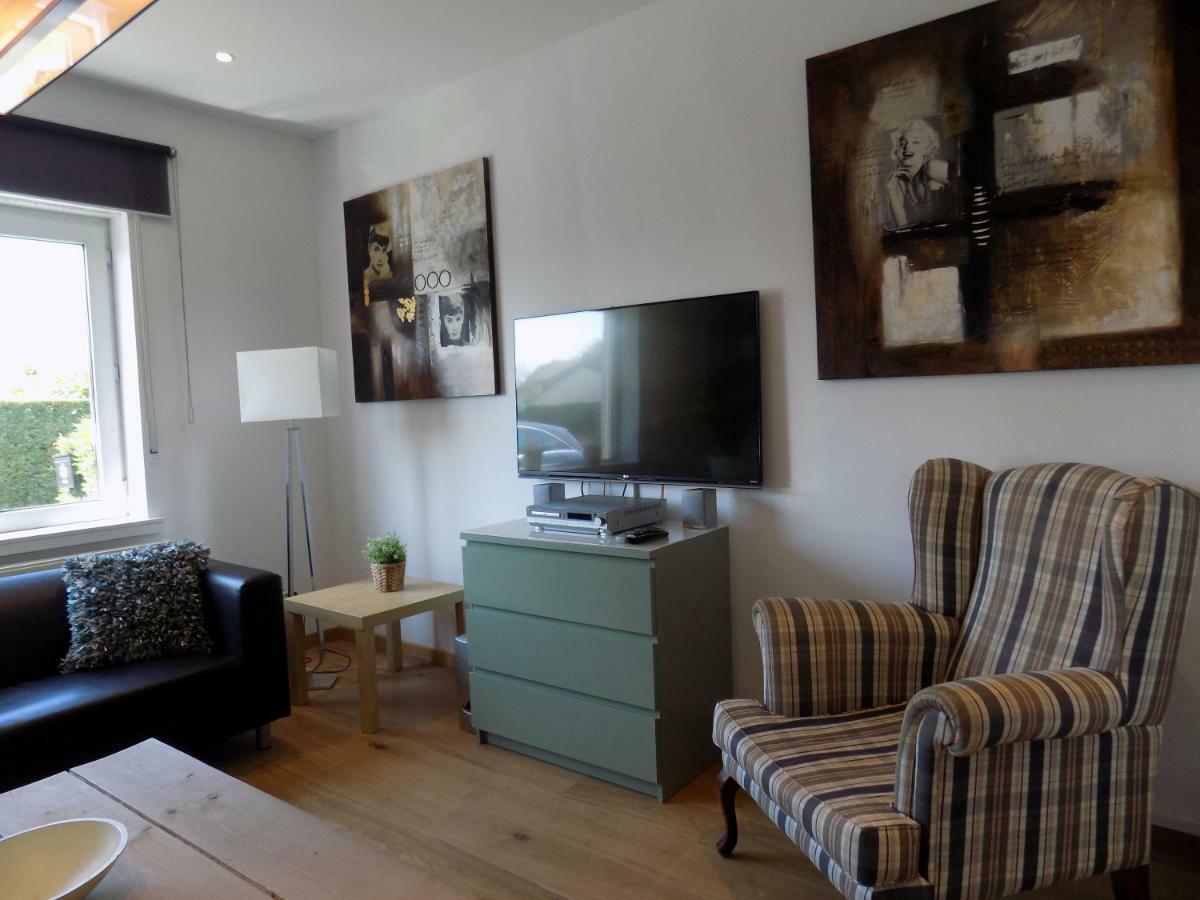 Villa Mooi Maasland Maaseik Bagian luar foto